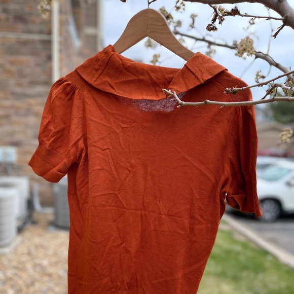 Top - Picture 2 of 4